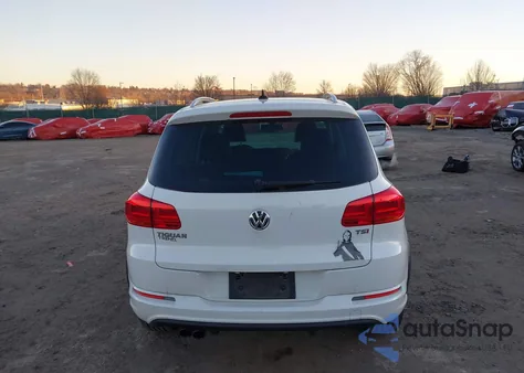 2017 Volkswagen Tiguan 2.0T Sport z USA, uszkodzony, nr VIN WVGTV7AX9HW507079